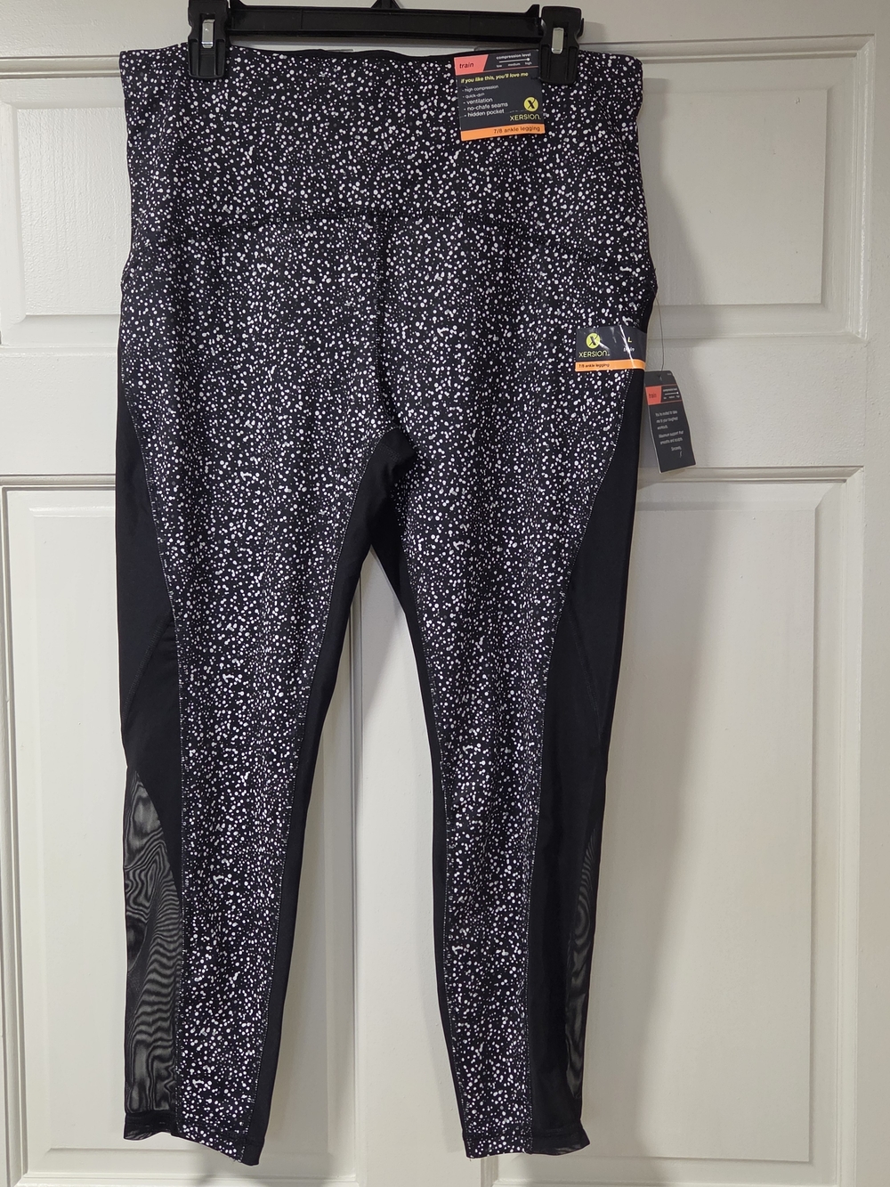 Danskin High-Rise Black Speckle Performance Leggings